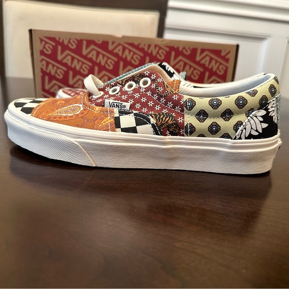 ❌SOLD❌VANS Era Tiger Patchwork - Picture 3 of 7